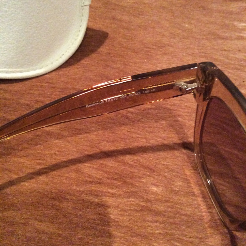 NEW! Tom Ford Sunglasses Set!Great Gift 🎁 - Picture 6 of 8